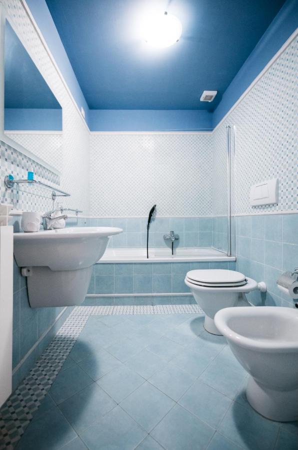 Taormina Lux & Elite Apartments - Taormina Holidays Екстер'єр фото
