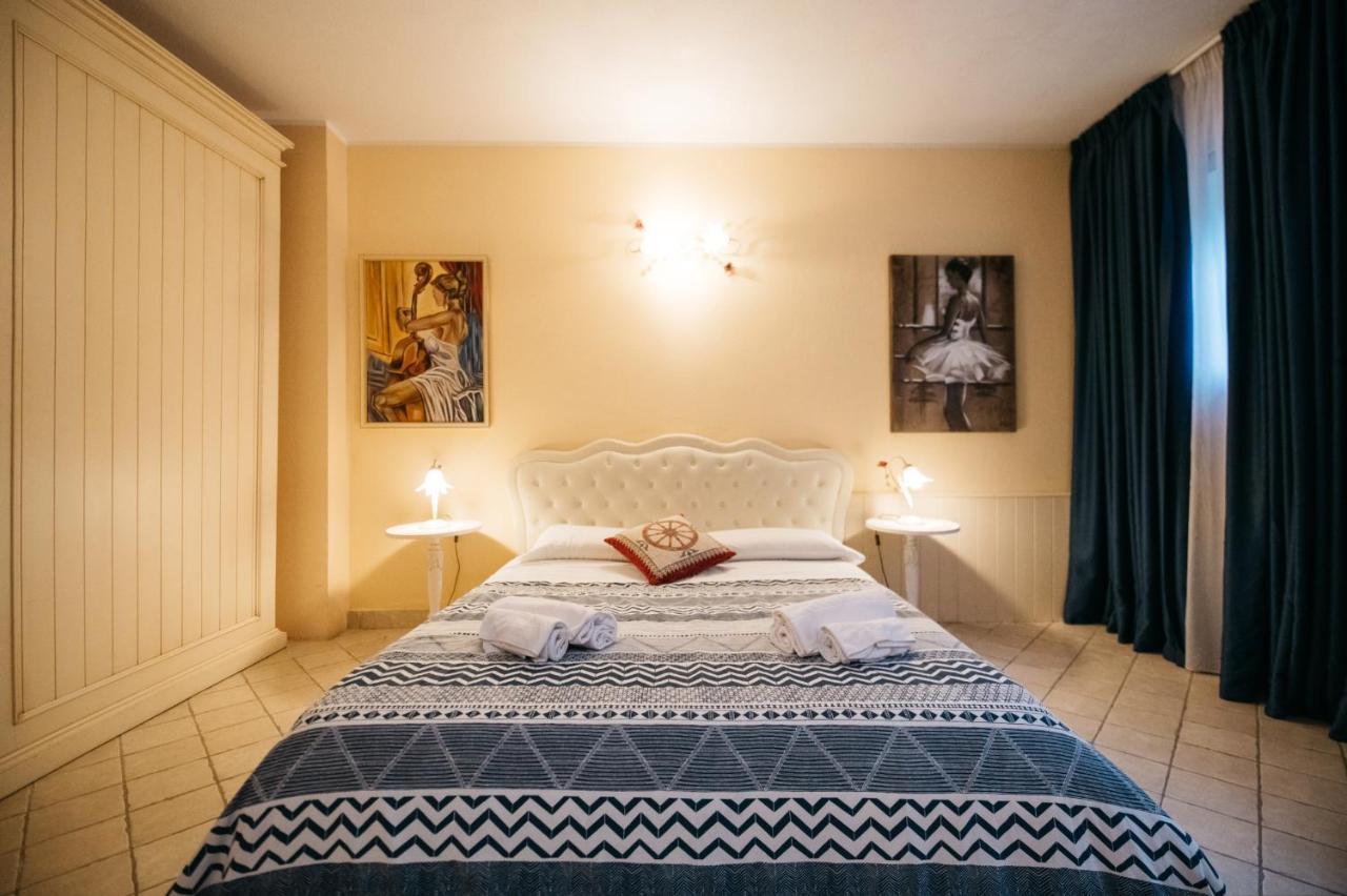 Taormina Lux & Elite Apartments - Taormina Holidays Екстер'єр фото